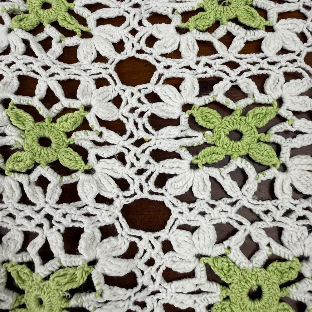 Vintage Handmade Crochet Doily Set 3pc Cottage Sage Green Floral Pineapple Lace